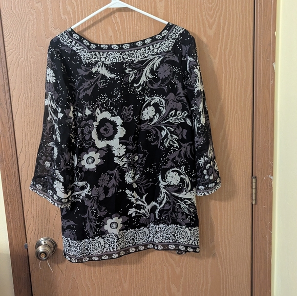 Alfani Black/Gray/White Flowy Boat Neck Long sleeve lightweight top. Women's 10 - Picture 6 of 10